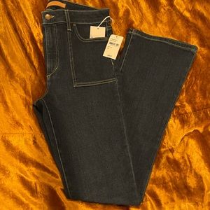 Cute high rise denim flare leg with square pocket joe jeans 💙